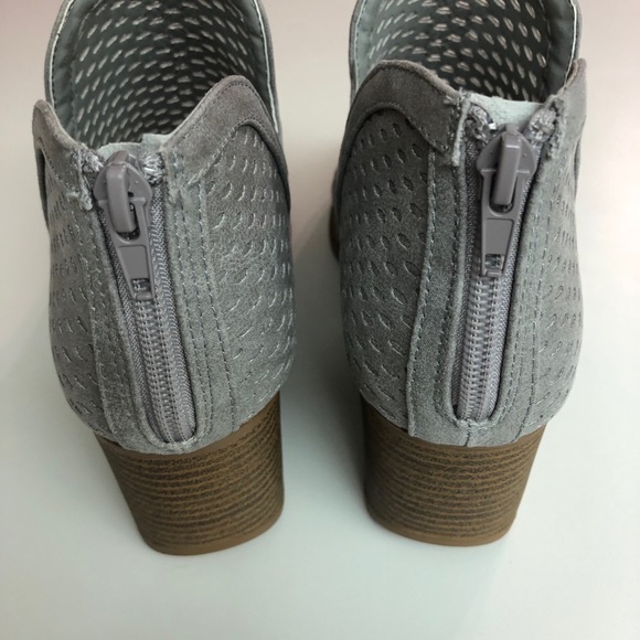 Quips Booties - Picture 3 of 8